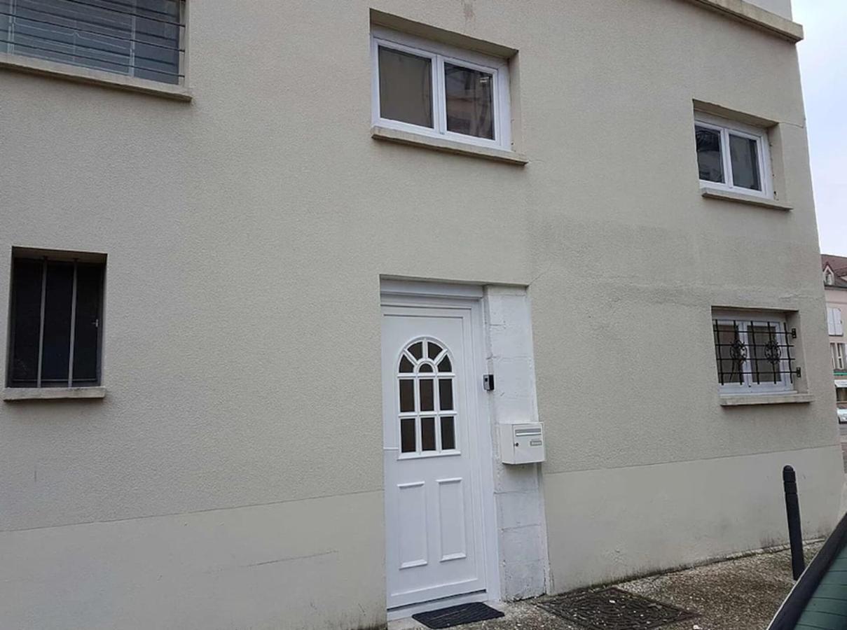 Location Duplex 52M² Au Coeur De Troyes Apartment Exterior photo